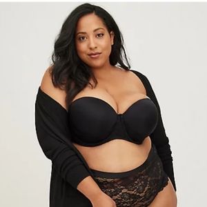 TORRID PUSH-UP MULTIWAY STRAPLESS BRA - MICROFIBER & LACE BLACK 46D